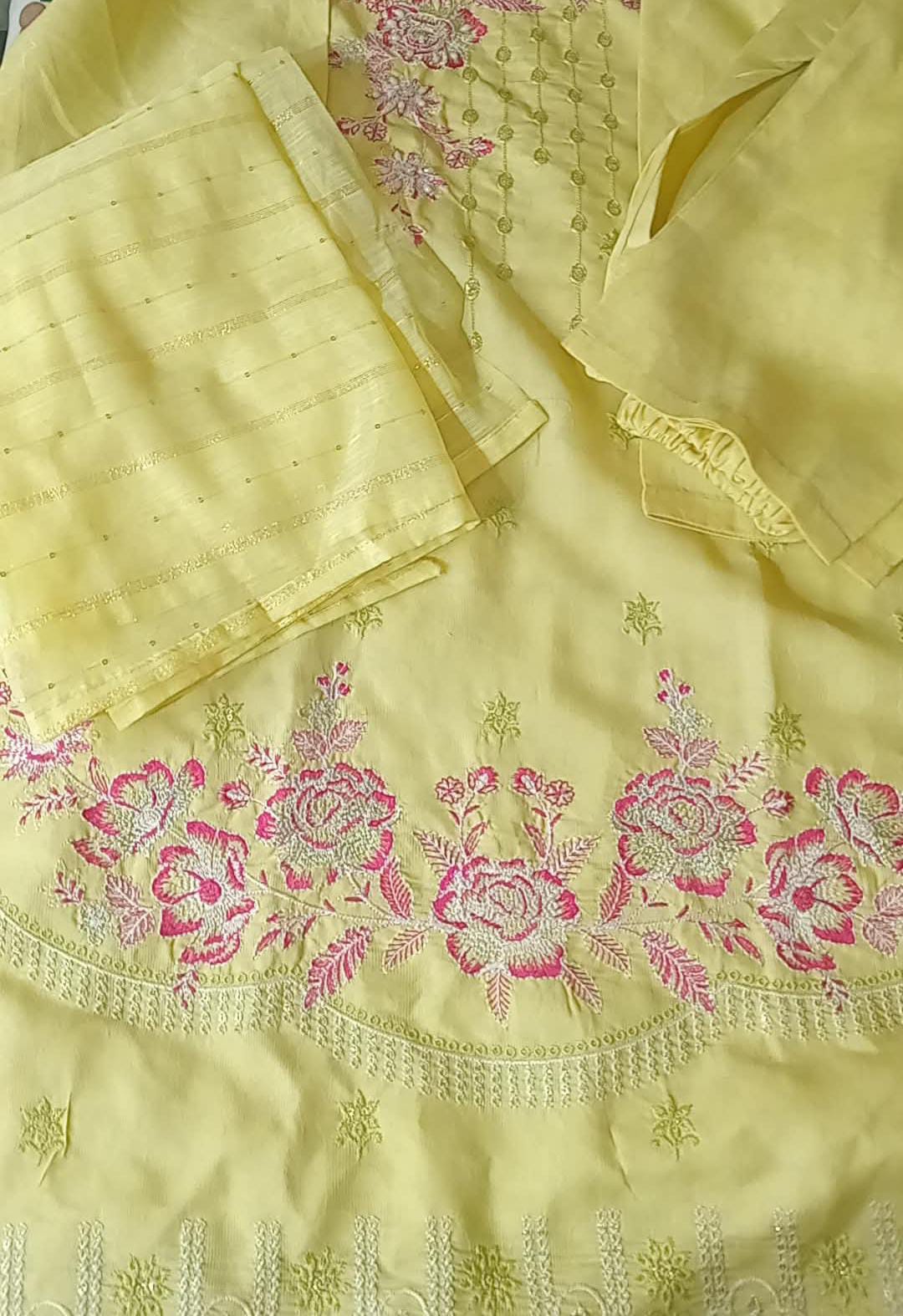 Women 3pcs unstiched lawn