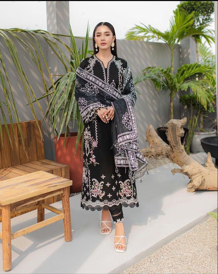 Black Fancy Embroidered Suit 🖤