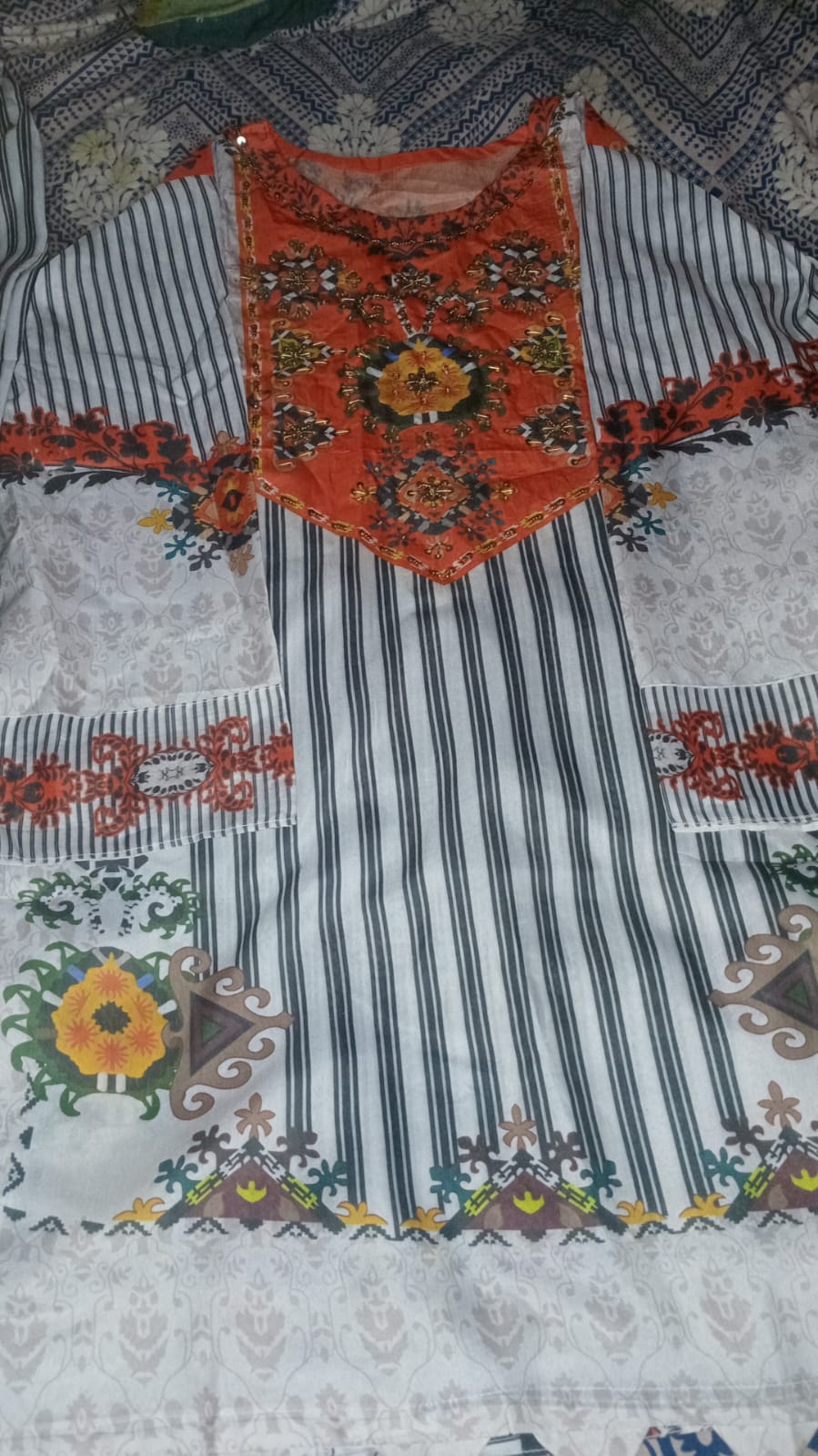 Women 3pcs stiched lawn