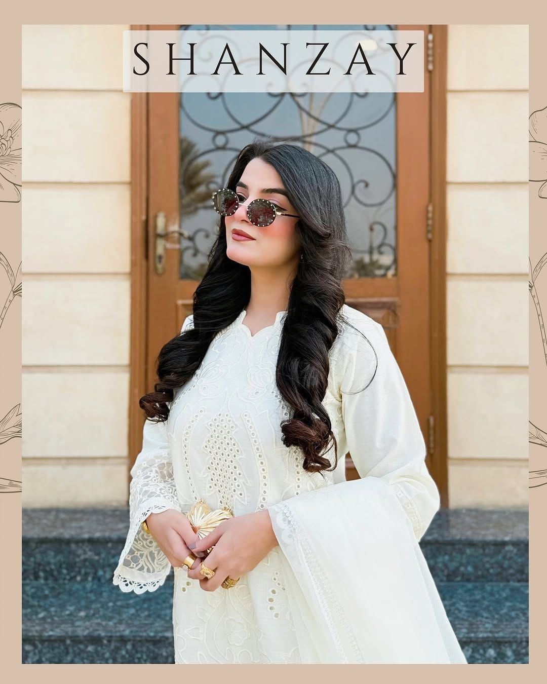 Elegant Off White Chikankari 3 Piece Unstitched Lawn Suit